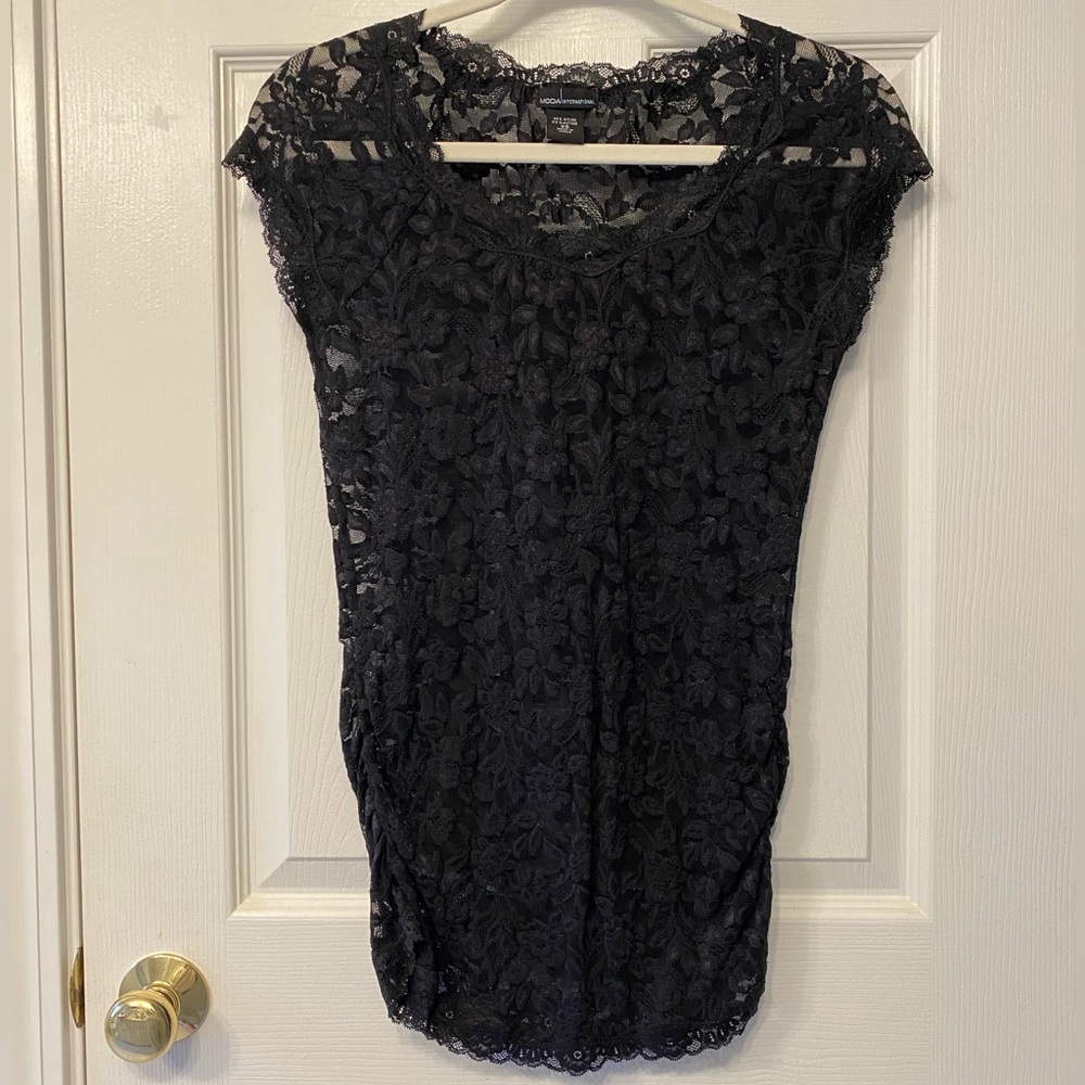 MODA INTERNATIONAL. Size XS. Victorias Secret. Black Lace Top. Stretchy 🖤
